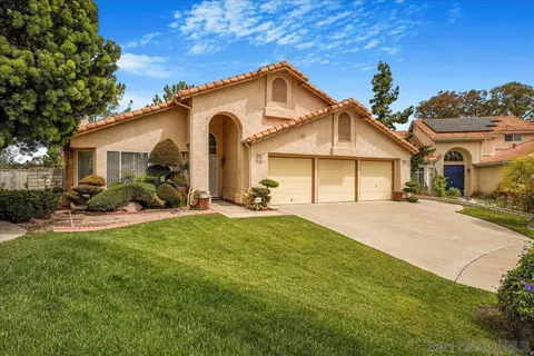 5002 Suncrest Ct, Oceanside, CA 92056 photo 3