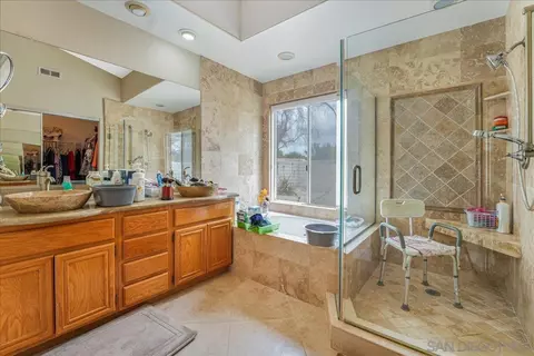 5002 Suncrest Ct, Oceanside, CA 92056 photo 8