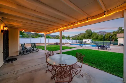 Exterior - 24165 Del Amo Rd, Ramona, CA 92065 photo 8 of 14