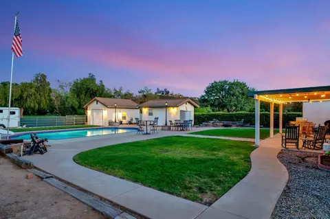 Exterior - 24165 Del Amo Rd, Ramona, CA 92065 photo 11 of 14