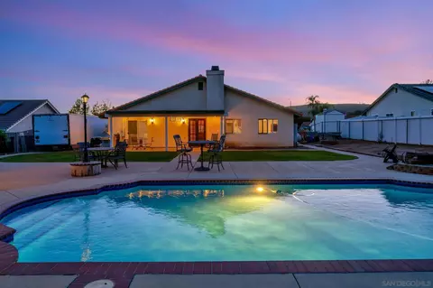 Exterior - 24165 Del Amo Rd, Ramona, CA 92065 photo 12 of 14