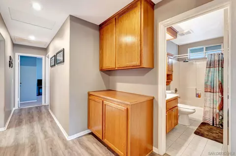 Entry Way - 24165 Del Amo Rd, Ramona, CA 92065 photo 1 of 1