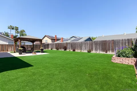 Exterior - 9563 Mavin Dr, Santee, CA 92071 photo 5 of 10