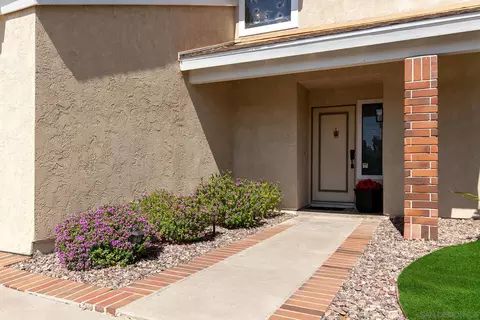 Exterior - 9563 Mavin Dr, Santee, CA 92071 photo 3 of 10