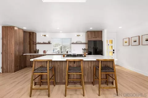 885 Date Ave, Chula Vista, CA 91911