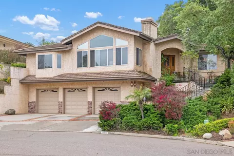 10913 Treeside Ln, Escondido, CA 92026