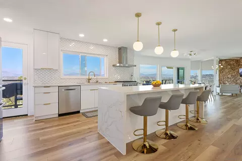 Kitchen - 431 Murray Dr, El Cajon, CA 92020 photo 2 of 4