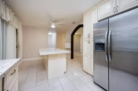 Kitchen - 5877 Samantha Pl, Riverside, CA 92509 photo 5 of 5