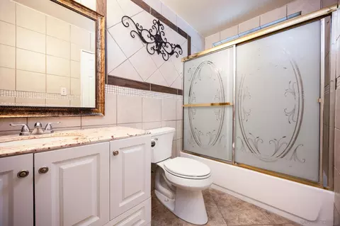 Bath - 5877 Samantha Pl, Riverside, CA 92509 photo 1 of 2