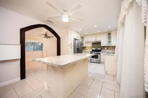 Kitchen - 5877 Samantha Pl, Riverside, CA 92509 photo 2 of 5