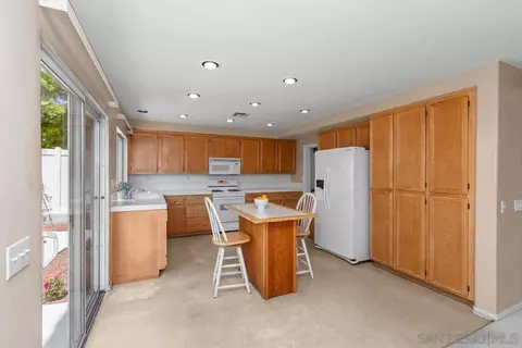 445 Primrose Way, Oceanside, CA 92057 photo 27