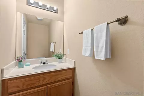 445 Primrose Way, Oceanside, CA 92057 photo 14