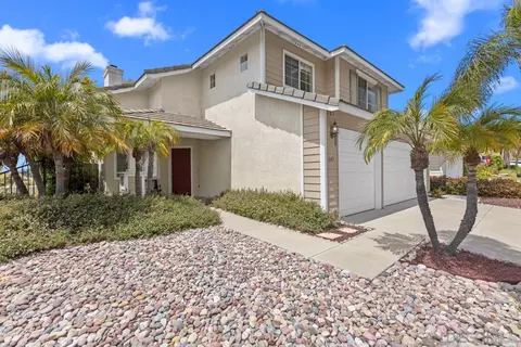 445 Primrose Way, Oceanside, CA 92057 photo 4