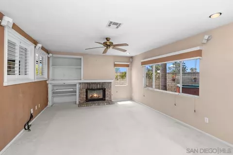 445 Primrose Way, Oceanside, CA 92057 photo 23