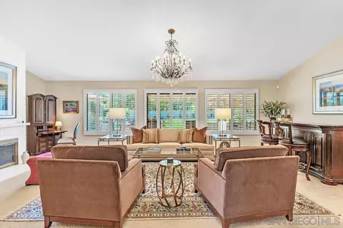 Living - 1533 Hamilton Ln, Escondido, CA 92029 photo 2 of 7