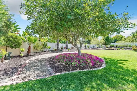Exterior - 1533 Hamilton Ln, Escondido, CA 92029 photo 12 of 31