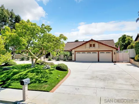 Exterior - 1533 Hamilton Ln, Escondido, CA 92029 photo 4 of 31