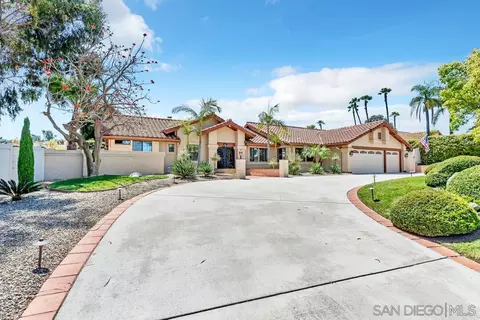 Exterior - 1533 Hamilton Ln, Escondido, CA 92029 photo 6 of 31