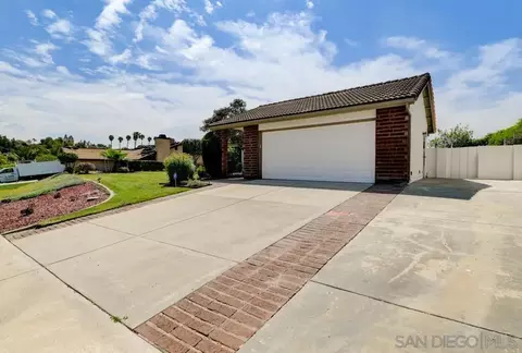4635 Briar Ridge Rd, Oceanside, CA 92056 photo 19