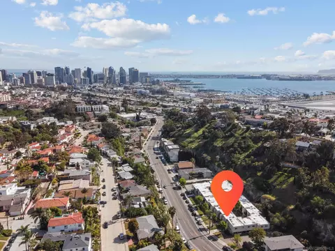 2850 Reynard Way #6, San Diego, CA 92103