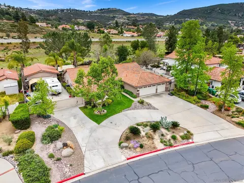 View/Area - 8873 Hunter Pass, Alpine, CA 91901 photo 1 of 4