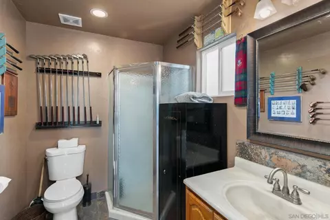 Bath - 8873 Hunter Pass, Alpine, CA 91901 photo 5 of 5