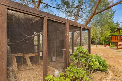 Exterior - 8873 Hunter Pass, Alpine, CA 91901 photo 16 of 23