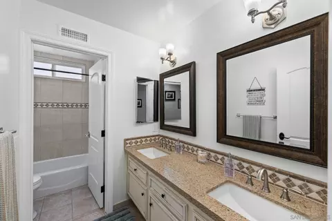 Bath - 8873 Hunter Pass, Alpine, CA 91901 photo 4 of 5
