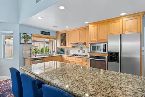 Kitchen - 8873 Hunter Pass, Alpine, CA 91901 photo 2 of 6
