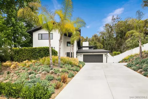 Exterior - 6967 Paseo Laredo, La Jolla, CA 92037 photo 3 of 7