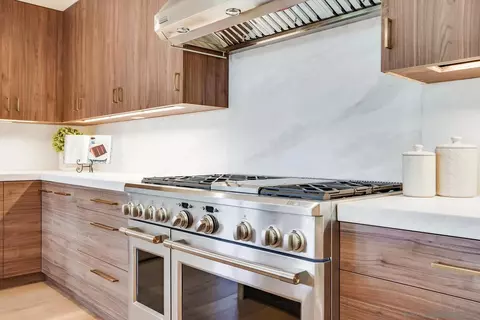 Kitchen - 6967 Paseo Laredo, La Jolla, CA 92037 photo 2 of 5