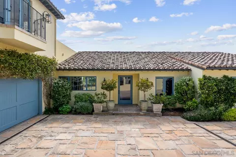 Exterior - 6720 Muirlands Dr, La Jolla, CA 92037 photo 2 of 25