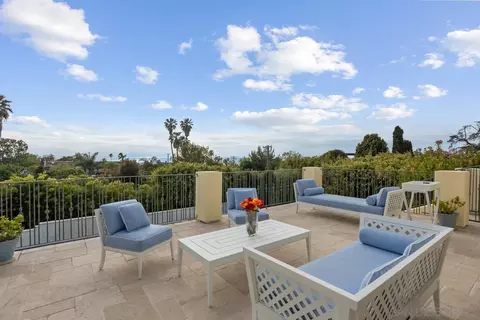 Exterior - 6720 Muirlands Dr, La Jolla, CA 92037 photo 6 of 25
