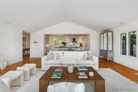 Living - 6720 Muirlands Dr, La Jolla, CA 92037 photo 1 of 12