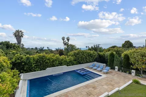 Exterior - 6720 Muirlands Dr, La Jolla, CA 92037 photo 10 of 25