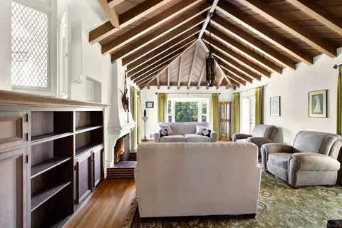 Living - 9281 Madison Ave, La Mesa, CA 91941 photo 1 of 4