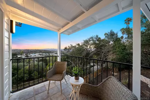 Exterior - 9960 Pandora Dr, La Mesa, CA 91941 photo 6 of 23