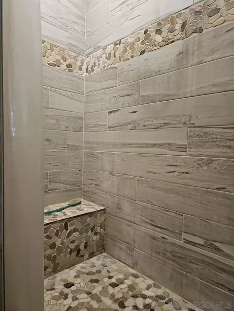 Bath - 367 Flower Ln, Vista, CA 92083 photo 1 of 2