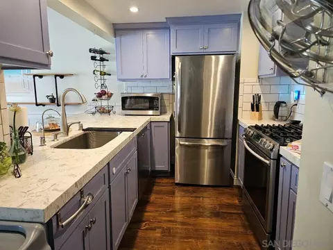 Kitchen - 367 Flower Ln, Vista, CA 92083 photo 1 of 1
