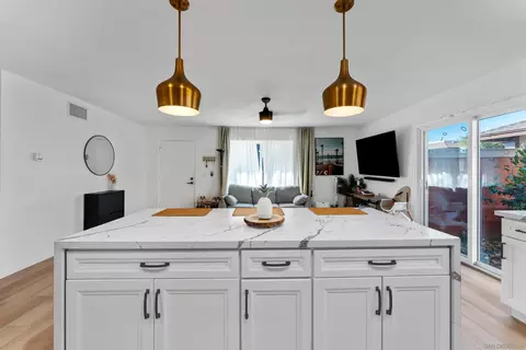 Kitchen - 1622 Summertime Dr, El Cajon, CA 92021 photo 5 of 9