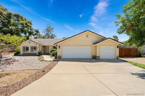 16151 Dartolo Rd, Ramona, CA 92065