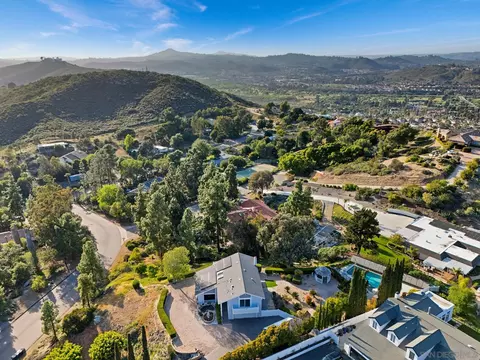 View/Area - 12832 Vista Cielo, Spring Valley, CA 91978 photo 3 of 7