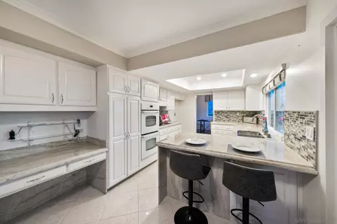 Kitchen - 12832 Vista Cielo, Spring Valley, CA 91978 photo 6 of 6