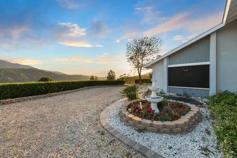 Exterior - 12832 Vista Cielo, Spring Valley, CA 91978 photo 20 of 24