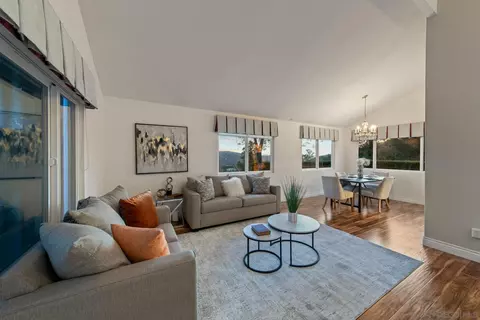 Living - 12832 Vista Cielo, Spring Valley, CA 91978 photo 3 of 6