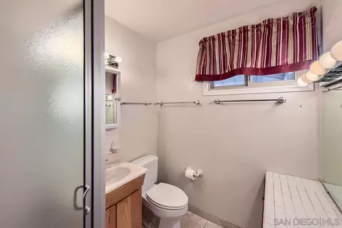 Bath - 9250 Carita Rd, Santee, CA 92071 photo 1 of 2