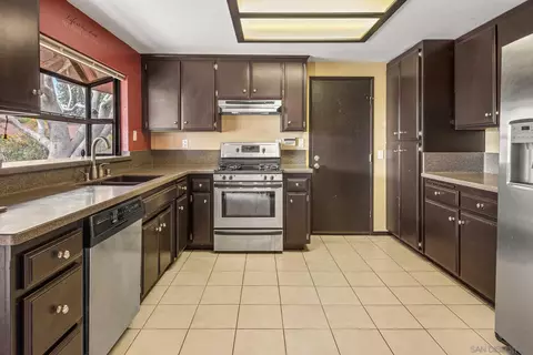 12313 Winter Gardens Dr, Lakeside, CA 92040 photo 10