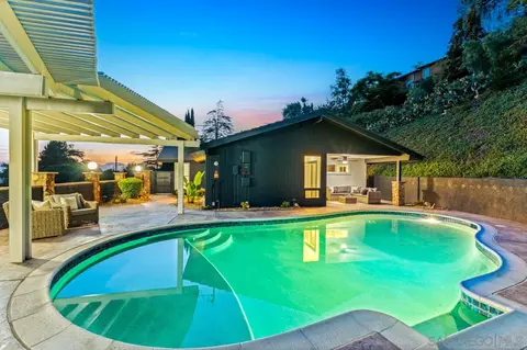 Exterior - 4911 Beaumont Dr, La Mesa, CA 91941 photo 7 of 12