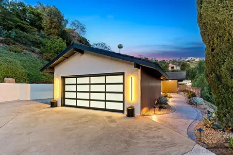 Exterior - 4911 Beaumont Dr, La Mesa, CA 91941 photo 4 of 12