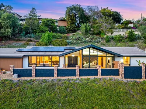 Exterior - 4911 Beaumont Dr, La Mesa, CA 91941 photo 3 of 12
